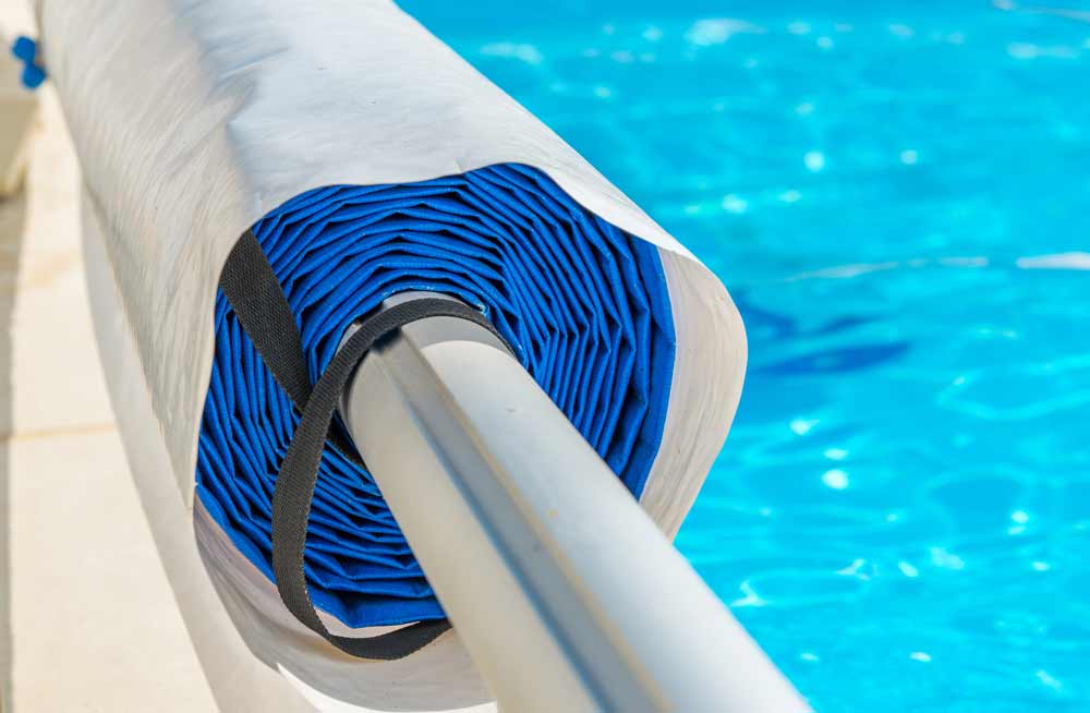 Benefits Of Using A Solar Blanket On Your Pool